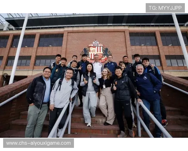 青年教练崛起，年轻化成为球队管理新趋势，足球青训教练员